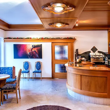 Parc Hotel Florian-3